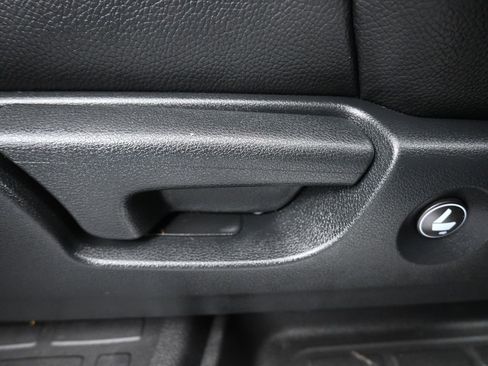 Used 2019 Honda Pilot Elite image 51