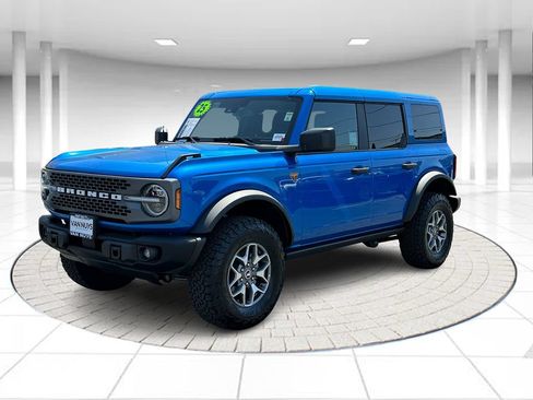 Used 2025 Ford Bronco Badlands AWD/4WD image 1