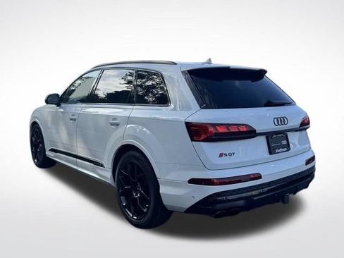 Certified 2025 Audi SQ7 Prestige AWD/4WD image 7
