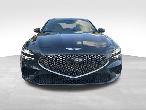 Used 2023 Genesis G70 2.0T image 8