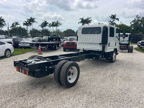 New 2024 Chevrolet Low Cab Forward image 4