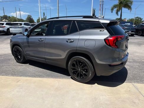 Used 2021 GMC Terrain SLT w/ Infotainment Package II FWD image 6