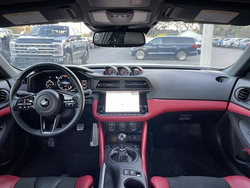 Used 2024 Nissan Z Performance w/ Floor Mat Package image 5