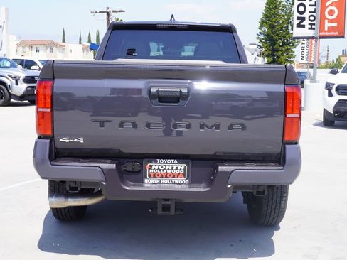 Certified 2025 Toyota Tacoma SR5 AWD/4WD image 6