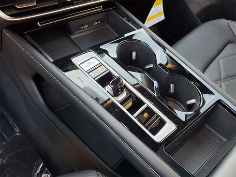 New 2026 Volkswagen Atlas Cross Sport SE image 10