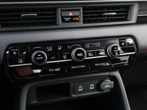 New 2026 Honda Pilot Black Edition image 25