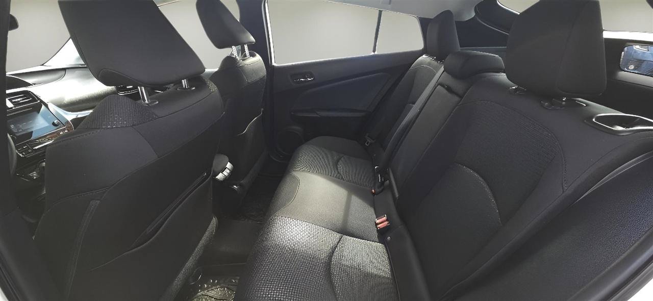 Used 2019 Toyota Prius LE FWD image 25