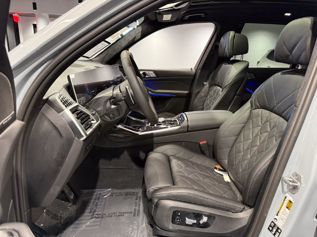 Used 2026 BMW X7 xDrive40i w/ M Sport Package AWD/4WD image 20
