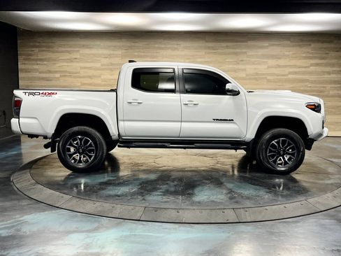 Used 2023 Toyota Tacoma TRD Sport AWD/4WD image 25