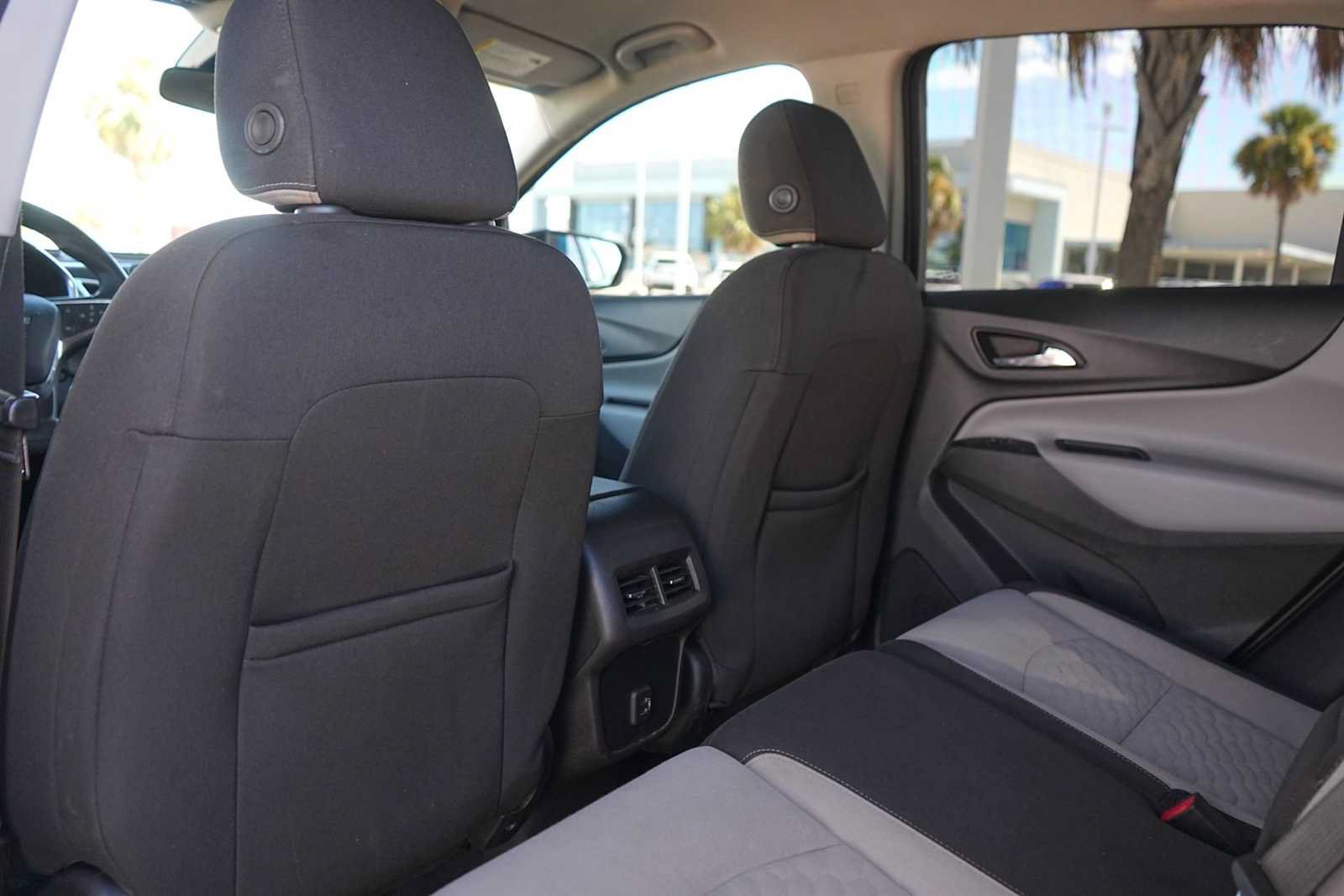 Used 2021 Chevrolet Equinox LS w/ LS Convenience Package FWD image 13