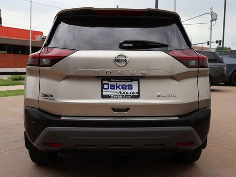 Used 2021 Nissan Rogue SL AWD/4WD image 6