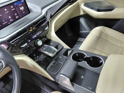 Used 2022 Acura MDX SH-AWD w/ Technology Package image 29