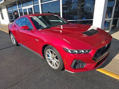 Used 2024 Ford Mustang GT Premium image 1