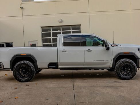 Used 2024 GMC Sierra 3500 SLE image 11