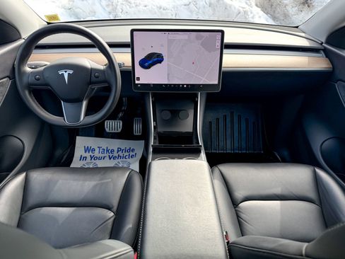 Used 2020 Tesla Model Y Performance image 25