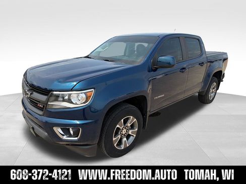 Used 2020 Chevrolet Colorado Z71 AWD/4WD image 2