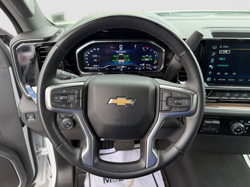 Used 2024 Chevrolet Silverado 3500 LT image 12