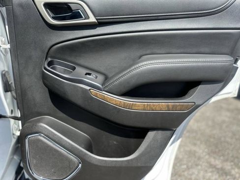 Used 2018 GMC Yukon Denali image 25