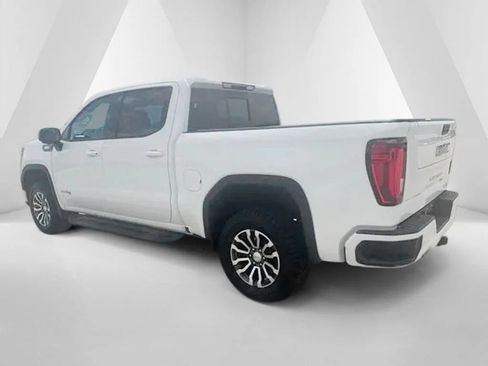 Used 2023 GMC Sierra 1500 AT4 w/ AT4 Premium Package AWD/4WD image 5