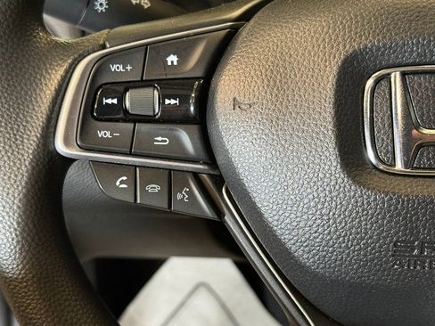 Used 2021 Honda Accord LX image 10