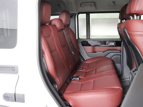 New 2025 INEOS Grenadier Fieldmaster Edition image 13