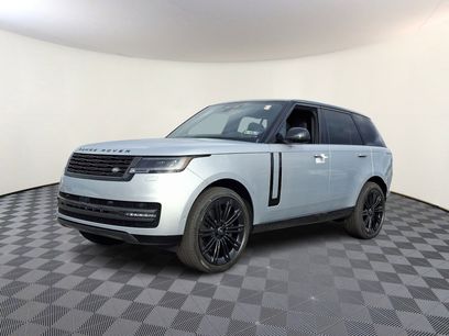 New 2025 Land Rover Range Rover SE