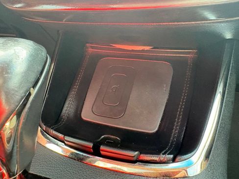 Used 2016 Toyota Avalon Limited w/ Toyota Safety Sense Package FWD image 18