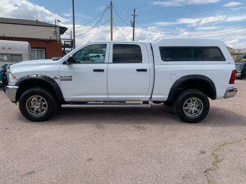 Used 2016 RAM 2500 Tradesman w/ Chrome Appearance Group AWD/4WD image 4
