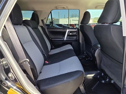 Used 2018 Toyota 4Runner SR5 image 18