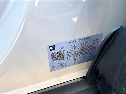 Used 2026 Chevrolet Trax ACTIV w/ Sunroof Package image 19