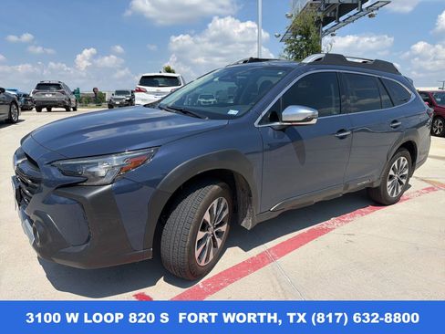 Used 2025 Subaru Outback Touring AWD/4WD image 1