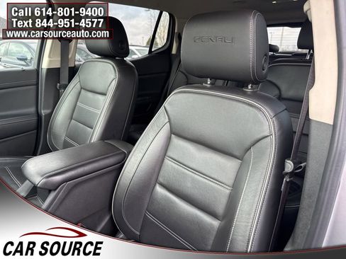 Used 2020 GMC Acadia Denali w/ Trailering Package image 15
