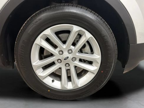 Used 2014 Ford Explorer XLT FWD image 23