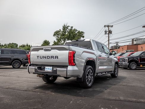 Used 2022 Toyota Tundra Limited AWD/4WD image 3