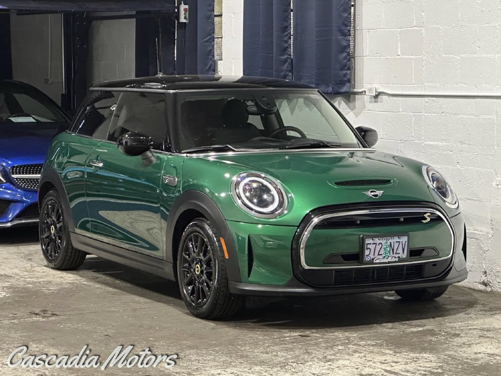 Used 2022 MINI Cooper SE FWD image 1