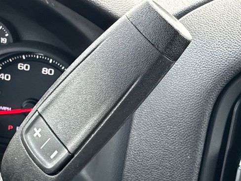 Used 2025 Chevrolet Silverado 1500 W/T RWD image 18