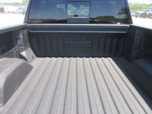 New 2026 GMC Sierra 1500 AT4X AWD/4WD image 7