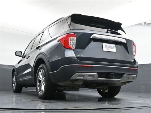 Used 2022 Ford Explorer XLT w/ Equipment Group 202A image 34