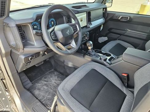 New 2025 Ford Bronco 4-Door image 25