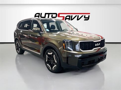 Used 2023 Kia Telluride EX image 1