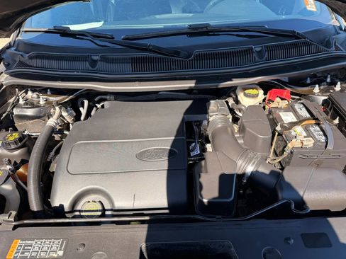 Used 2016 Ford Explorer XLT w/ Equipment Group 202A image 42