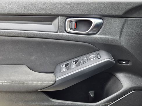 Used 2022 Honda Civic Sport image 15