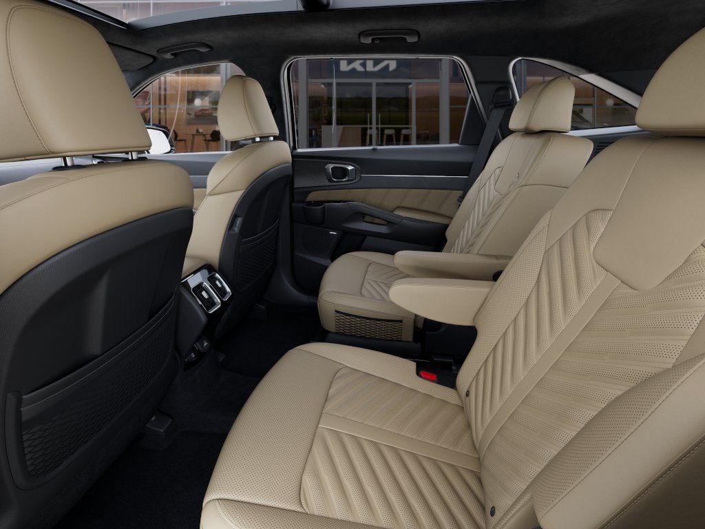 Used 2024 Kia Sorento SX Prestige w/ Olive Brown Leather Package AWD/4WD image 18