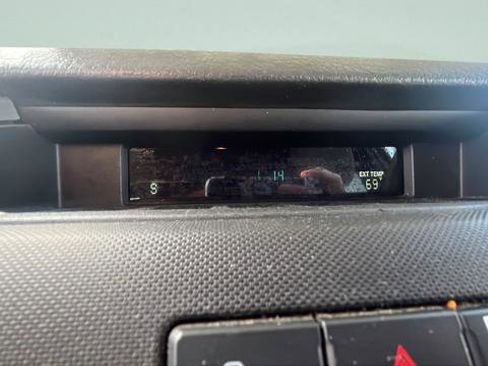 Used 2012 Ford F150 XLT w/ XLT Chrome Pkg AWD/4WD image 14