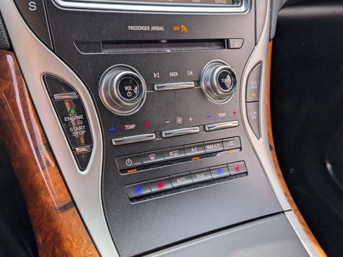 Certified 2019 Lincoln Nautilus Reserve image 22