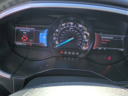 Used 2018 Ford Edge Titanium w/ Technology Package AWD/4WD image 18