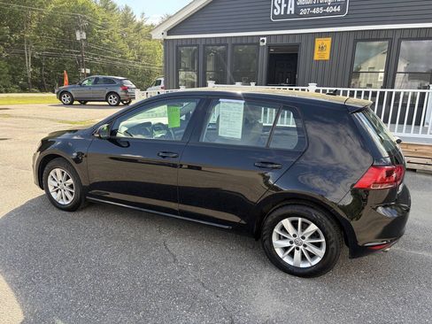 Used 2015 Volkswagen Golf S FWD image 4