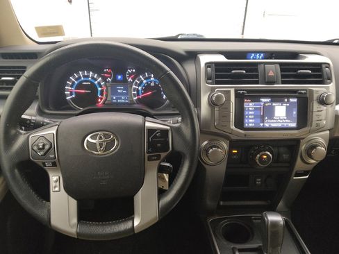 Used 2018 Toyota 4Runner SR5 RWD image 22