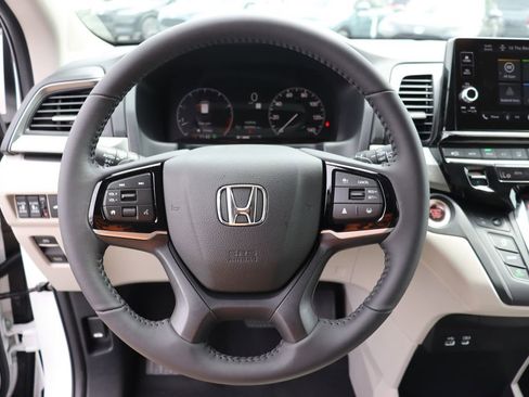 Used 2026 Honda Odyssey EX-L image 33