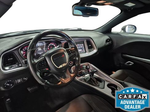 Used 2021 Dodge Challenger SXT w/ Blacktop Package image 15